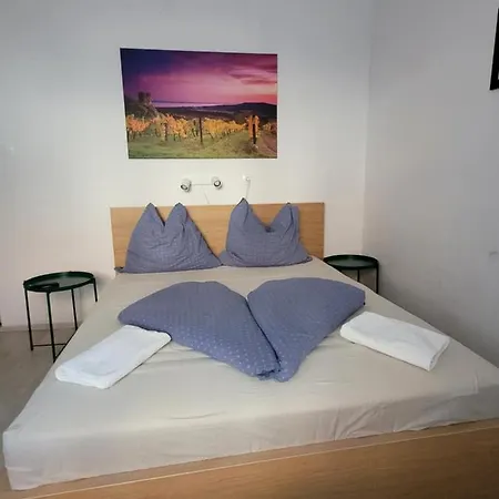 Nocleg ze śniadaniem Adele Siófok