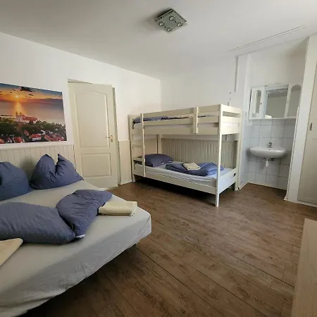 Adele Frühstückspension *