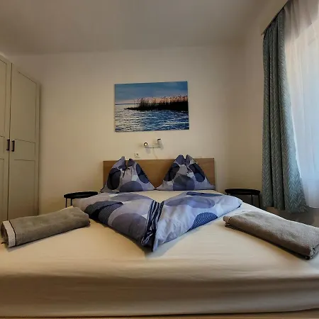 Adele Nocleg ze śniadaniem *