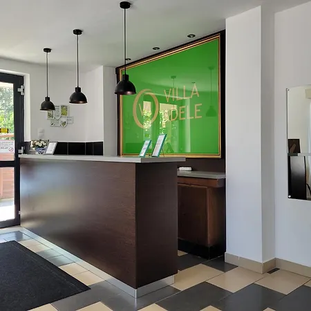 Adele Nocleg ze śniadaniem *