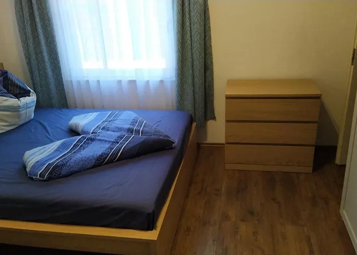 Adele לינה וארוחת בוקר שיופוק